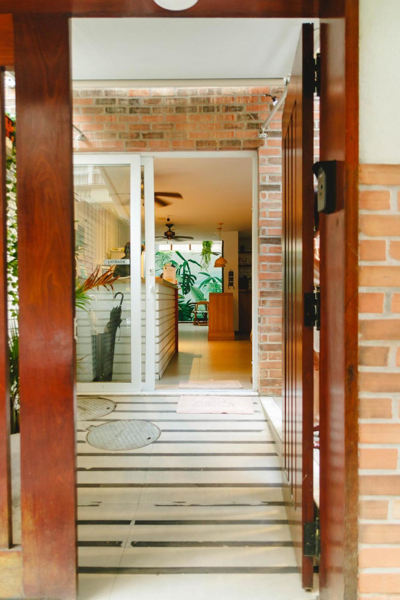 Palace Beach Hostel Rio de Janeiro Exterior photo